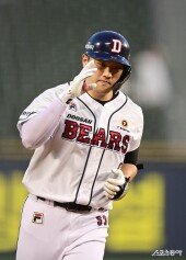 양석환, 동점 투런포 치고 갑니다