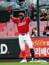 에레디아, 1-1 동점 적시타!