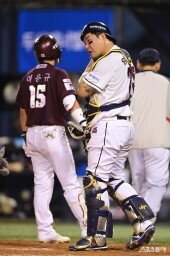 양의지, 아프다