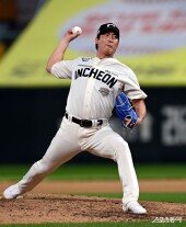 문승원, 승리는 나만 믿어~