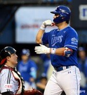 강민호, 홈런 세리머니!