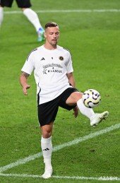 일류첸코, 차분하게