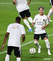 이승우, 가벼운 몸놀림