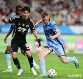 클루셉스키, 정확한 슈팅으로 선제골