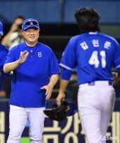 박진만 감독, 4안타 김현준 보며 웃음 가득