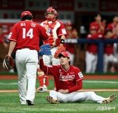 오원석, 병살 수비 좋았어요~