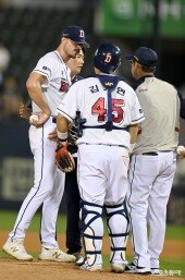 발라조빅, 5.2이닝 4피안타 2실점