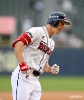 제러드 ‘첫 타석부터 홈런’