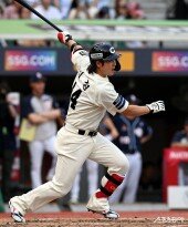 역전타 최정, 6시즌 연속 100안타