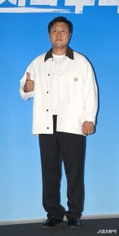 윤경호 ‘피도 눈물도 없다’