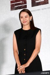 조윤희, 단아한 미소