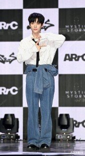 아크 현민 ‘멋진 모습으로’