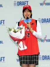 고교 최고 센터 김도연, BNK 썸에 2순위로 지명