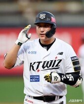 황재균, 찬스를 이어가는 안타!