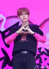 나우어데이즈 진혁, 남자라면 핫핑크