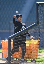 박경수, 오늘은 배팅볼 던지며