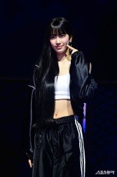 르세라핌 카즈하, 귀여운 볼콕!