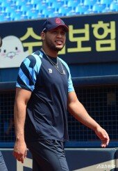 레이예스, 롯데 역사상 최고의 외인 타자