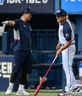 양의지만 보면 미소가 절로 나와