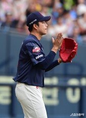 김강현, 위기 넘긴 병살 유도