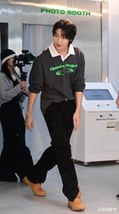 엔플라잉 이승협, 훤칠한 입장