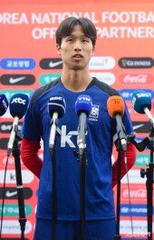 엄지성 ‘대표팀 영광입니다’