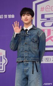 크래비티 형준, 굴욕없는 청청패션