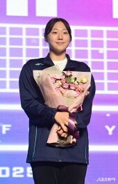 박채민, 귀여운 미소로