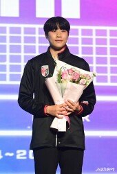 손혜진, 수련선수로 정관장 유니폼 입고