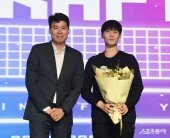 강서우, 강성형 감독과 함께