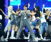 영탁, 새 미니 앨범 ‘슈퍼슈퍼(SuperSuper)’ 발매