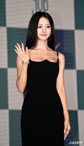 쯔위 ‘솔로 데뷔합니다’