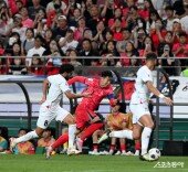 손흥민 ‘폭풍 질주’