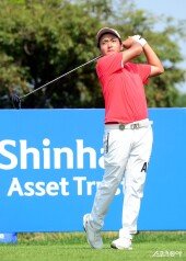 스즈크 고스케 ‘1위 맹추격~’