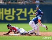 박해민 ‘2루 스틸’