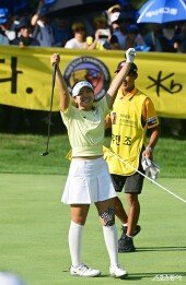 유현조, 메이저 첫 우승에 양손 번쩍!