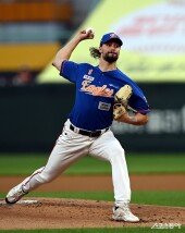 와이스, 반드시 승리할테야~