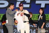 키움, 1라운드 1순위에 정현우 지명