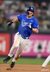 질주하는 구자욱