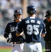 김재환 ‘추격의 투런 홈런’