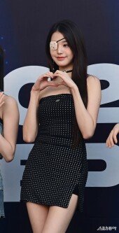 아이브 장원영, 귀여운 하트