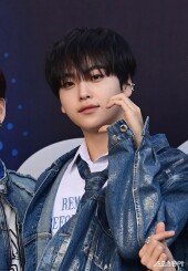 크래비티 형준, 귀여운 볼하트