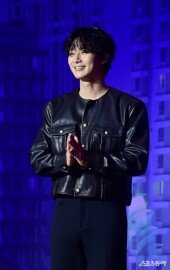 박서준, 빠져드는 보조개