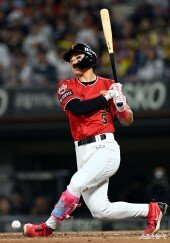 파울 타구 맞은 김도영