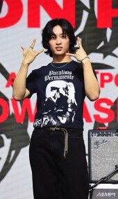 드래곤포니 편성현, 락앤롤!