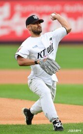 전태풍, 시타자 하승진을 정확히 노린 시구