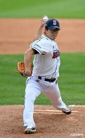 만루 위기 막아내는 이병헌