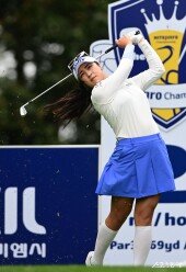 윤이나, 더 정확하게