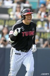 김현수 ‘앞서가는 선제 홈런 폭발’