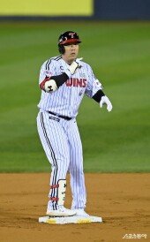 김현수 ‘1타점 2루타’
